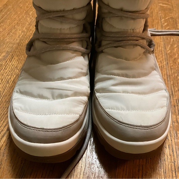 Women’s Ryka Size 8M Highlight White Snow Boots Ski Bunny - Picture 3 of 8